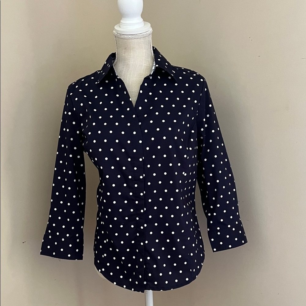 Basic Edition Women’s Polka Dot Blue & White Shirt Blouse Size: M